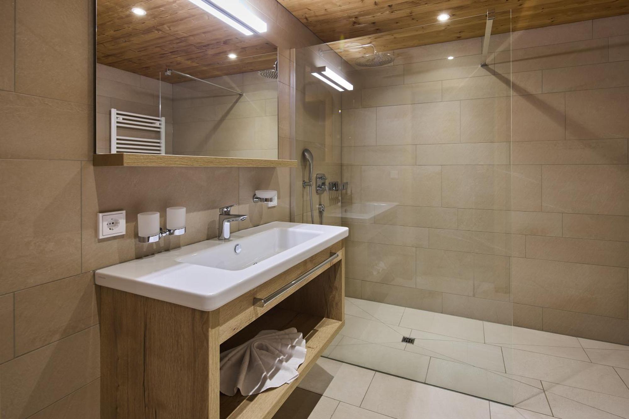 Camp Exklusiv - Alpin-resort Montafon Haus 2 By Pferd Auf Wolke *